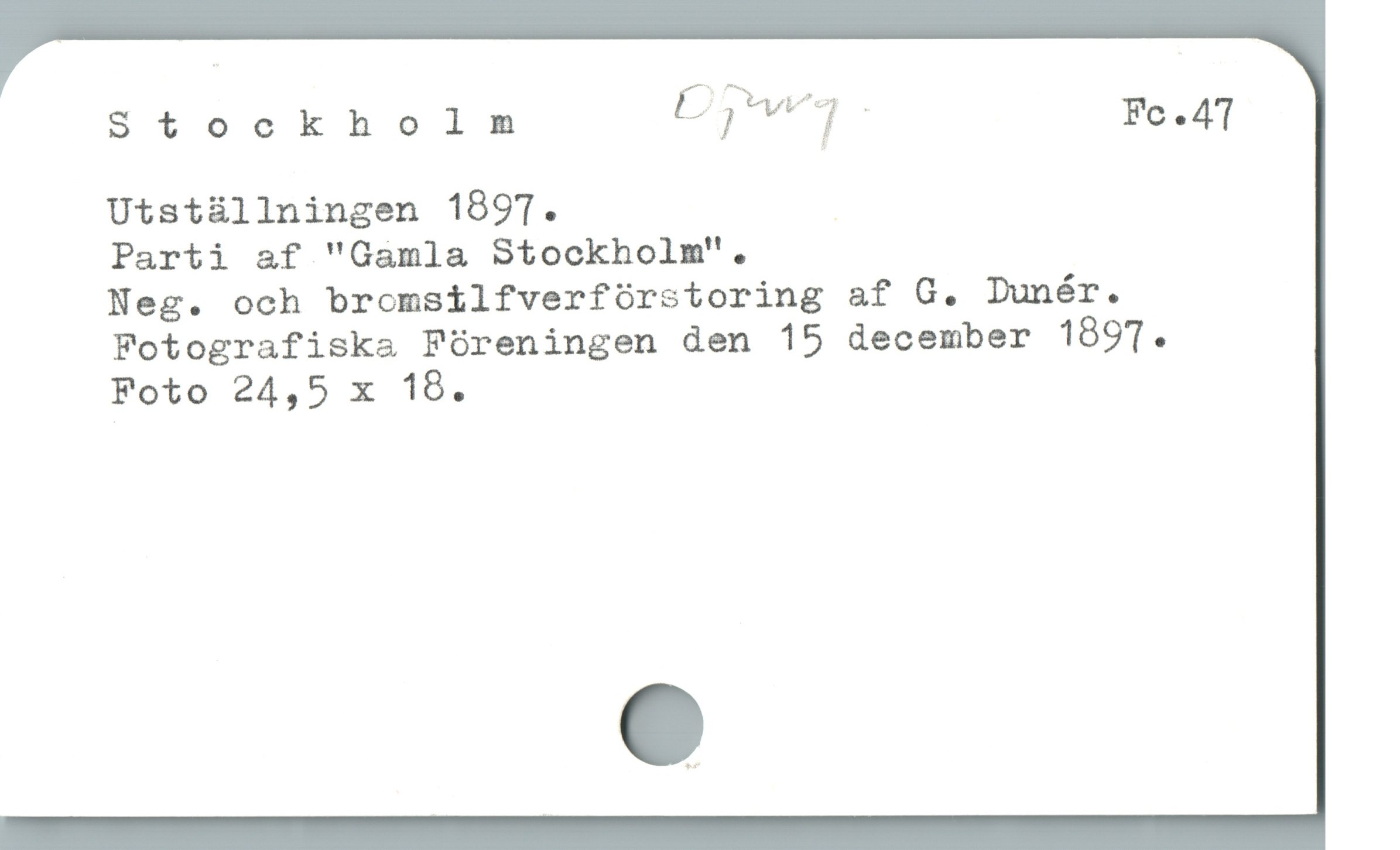  Stockholm C]Wa; | Fc.41
Utstüllningen 189T. |

Parti af "Gamla Stockholm".

Neg. och bromsilfverfórstoring af G. Dunér.
Fotografiska Fóreningen den 15 december 189T.
