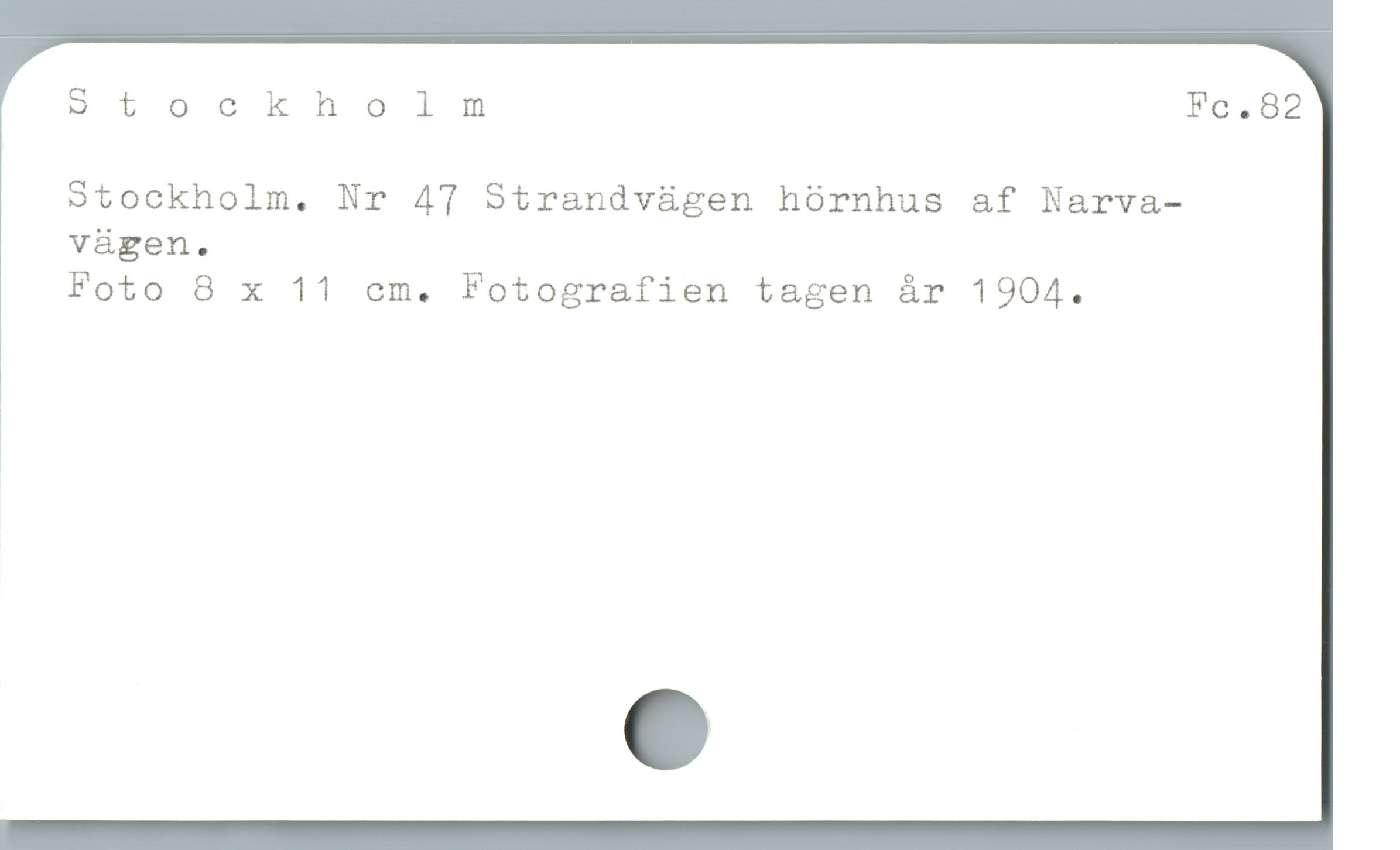  Stockholm Fe. 382
Stockholm. Nr 47 Strandvägen hórnhus af Narva-
vàgen.
Foto 8 x 11 em. Fotografien tagen år 1904.

|

|
