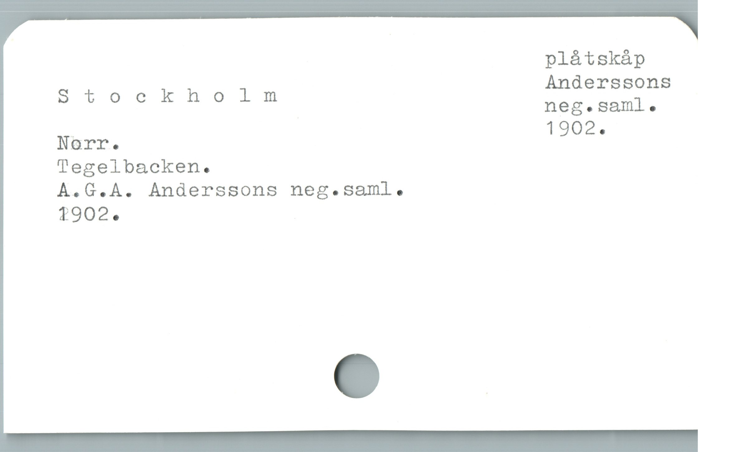  plåtskåp
Stockholm Anderssons
neg.saml.
Norr. 1902.
Tegelbacken.
A.G.A. Anderssons neg.saml.
T902.
