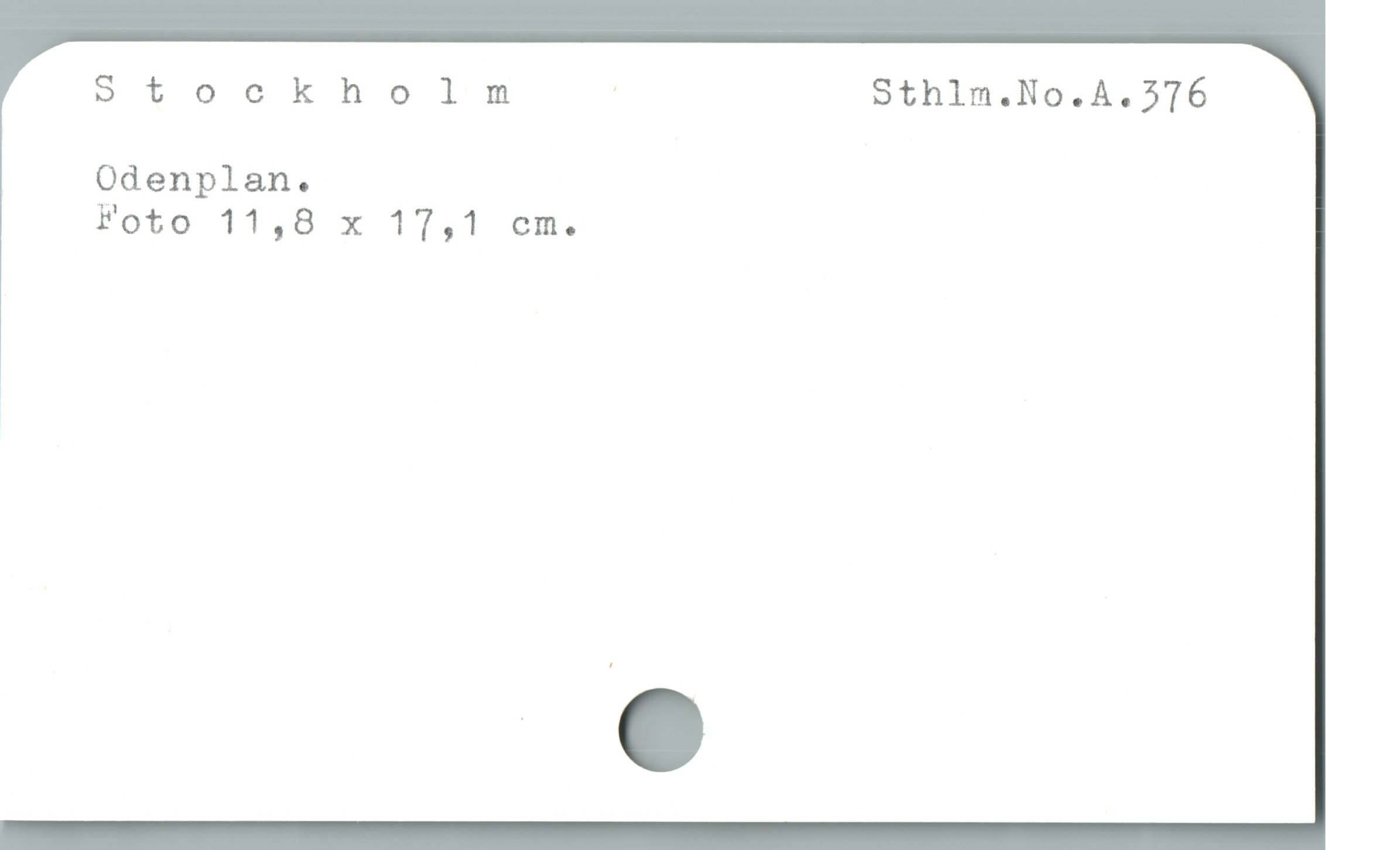 Stockholm | Sthlm.No.A.576
Odenplan.
Foto 11,8 x 17,1 cm.