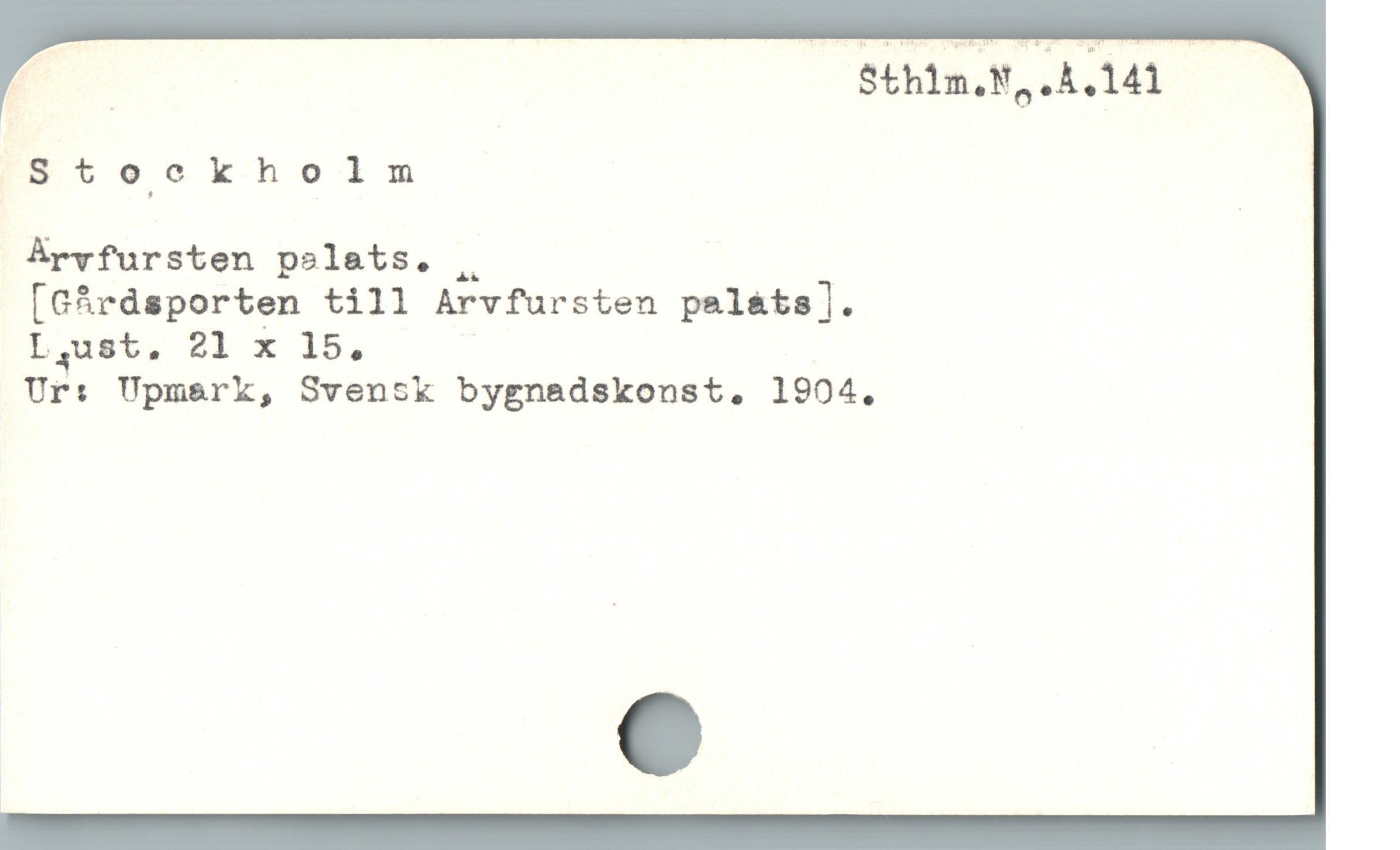 E Sthim.N,.A.141
ÅSte,ckholm

Arvfursten palats. ,

[Gårdsporten till Arvfursten palats].

L*uat. 2L x 15. |

Ur: Upmark, Svensk bygnadskonst, 1904.
