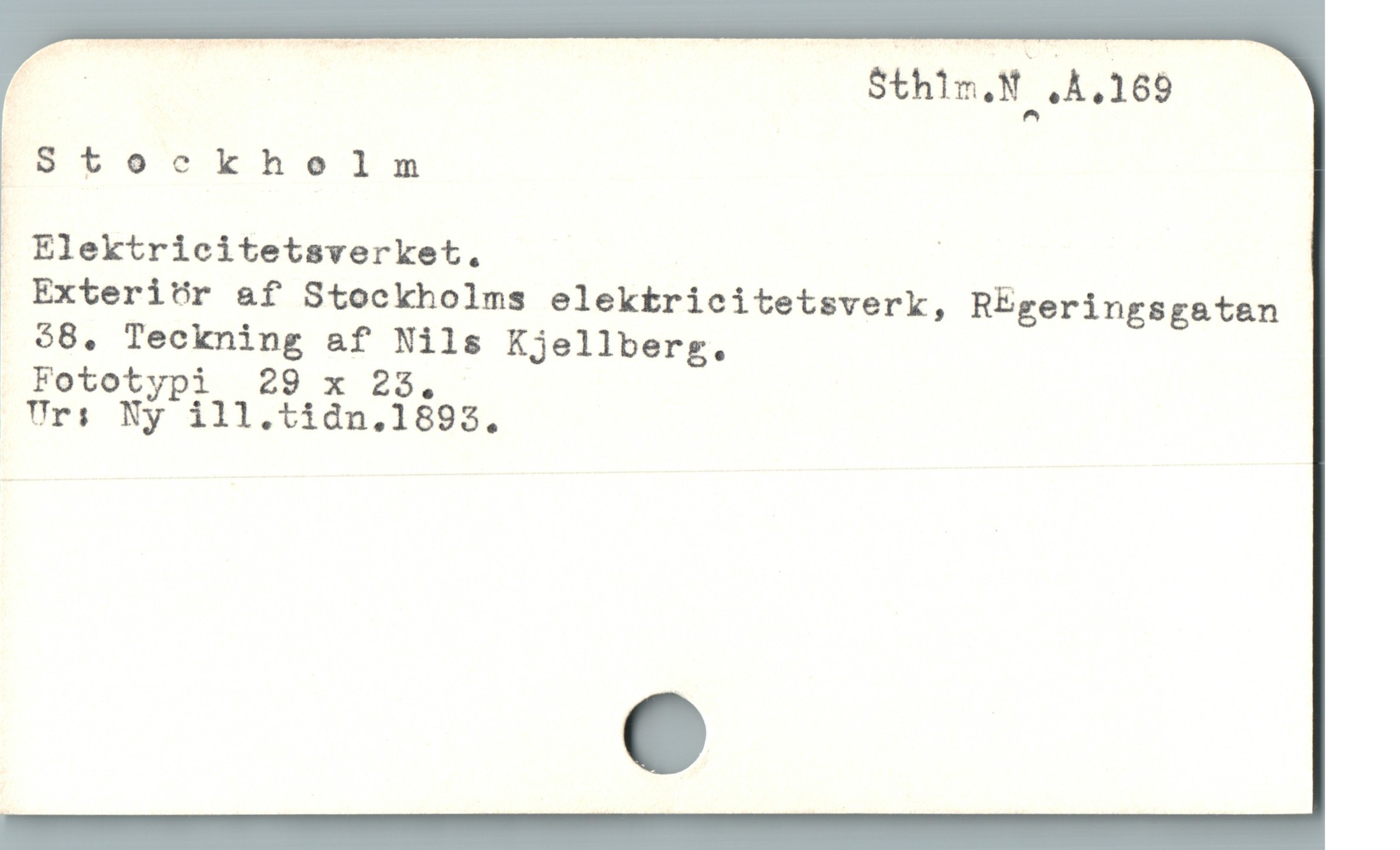  " — Sthlr.M ,A.169
FStockhelm
| Elektricitetsverket. |

Exteritr &f Stockholms elektricitetsverk, REÉgeringsgatan
. $8. Teckning af Nils Kjellberg.
. Fototypi 29 x 23.

Ur: Ny ill.tidn.1895$.,
