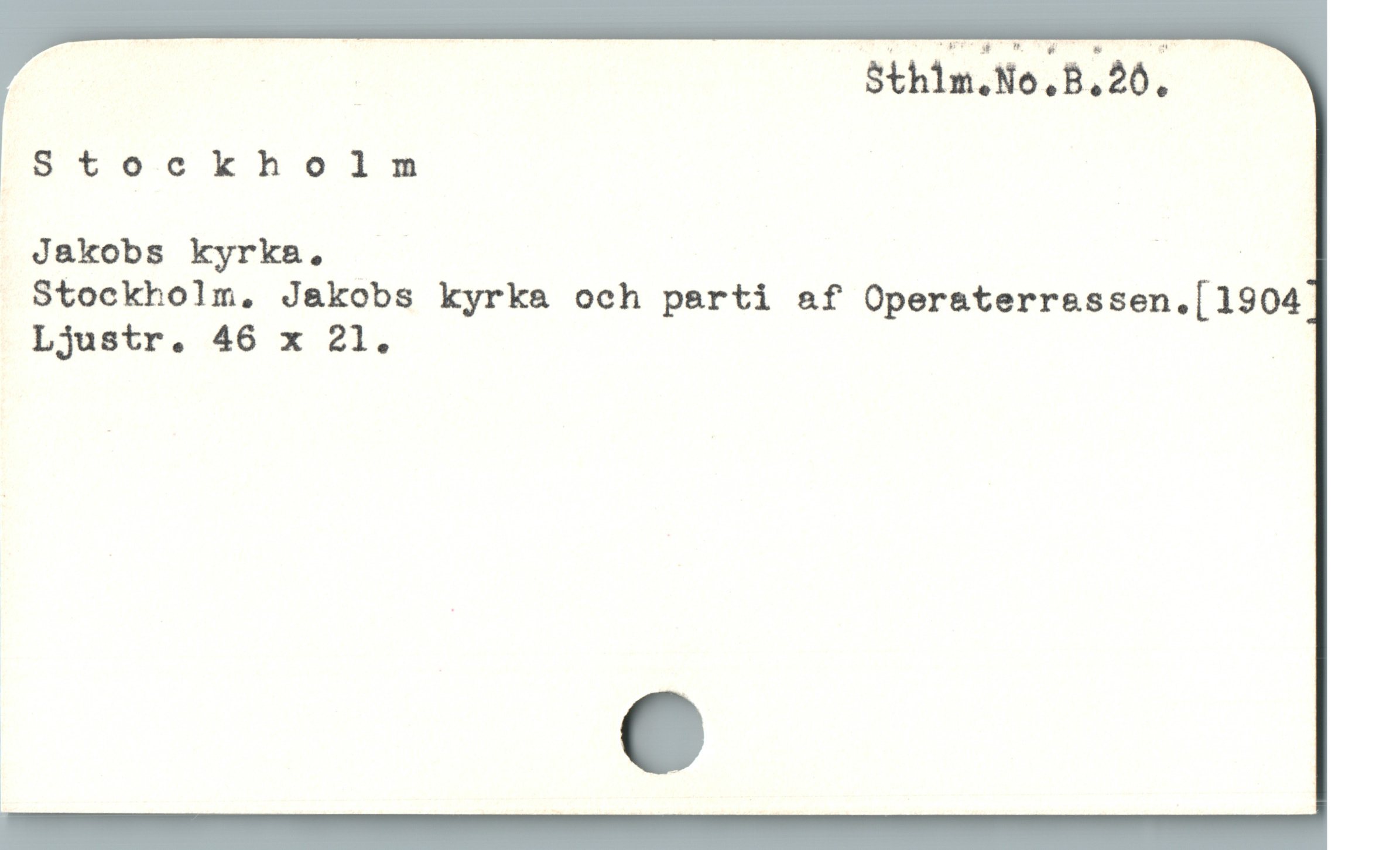  Sthim.No.B.20.
Stockholm
Jakobs kyrka, |
Stockholm. Jakobs kyrka och perti &f Oper&terre&ssen.[1904
Ljustr. 46 x 21. |
