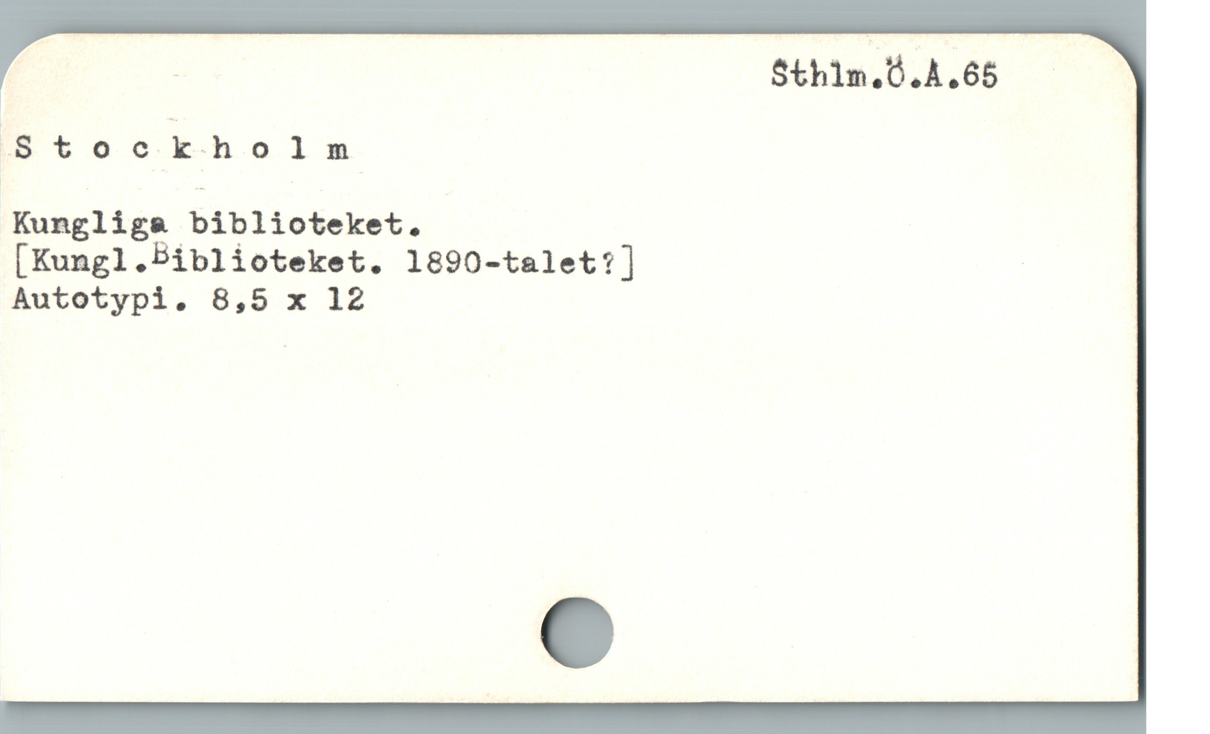 E _ $thim.Ó.4.65 — —
ÅS to clkgh olm

Kunglige biblioteket. |
[Kungl .Biblioteket. 1890-talet?]

Autotypi. 8,5 x 12
