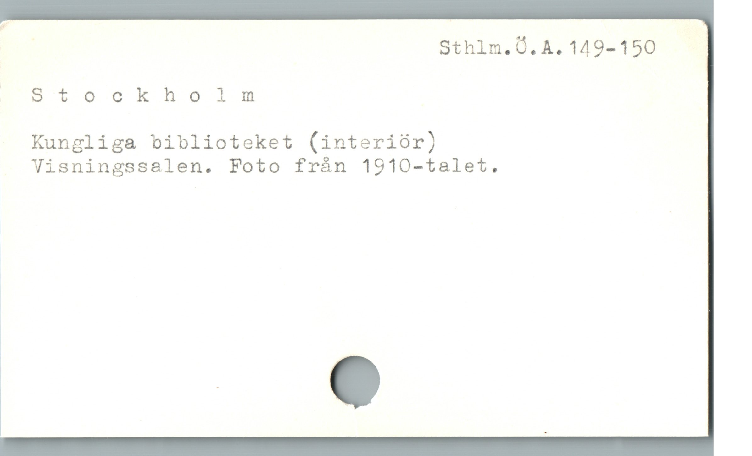  | Sthlm.0.A4.149-150
] 2Btookhols m

Kungliga biblioteket (interiór)

Visningssalen. Foto frán 1910-talet.
