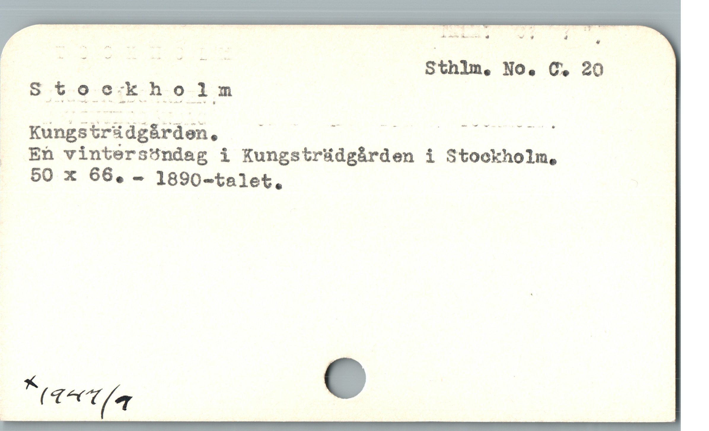  | i W xR tuum S Sthlm. No. C. 20
oStockholn
— Kungsträdgården. u HU E. E
. Eh vinters9ndag i Kungstrüdgárden i Stockholm,
50 x 66,.- 1890-talet,
« e
(7'1(7/7
