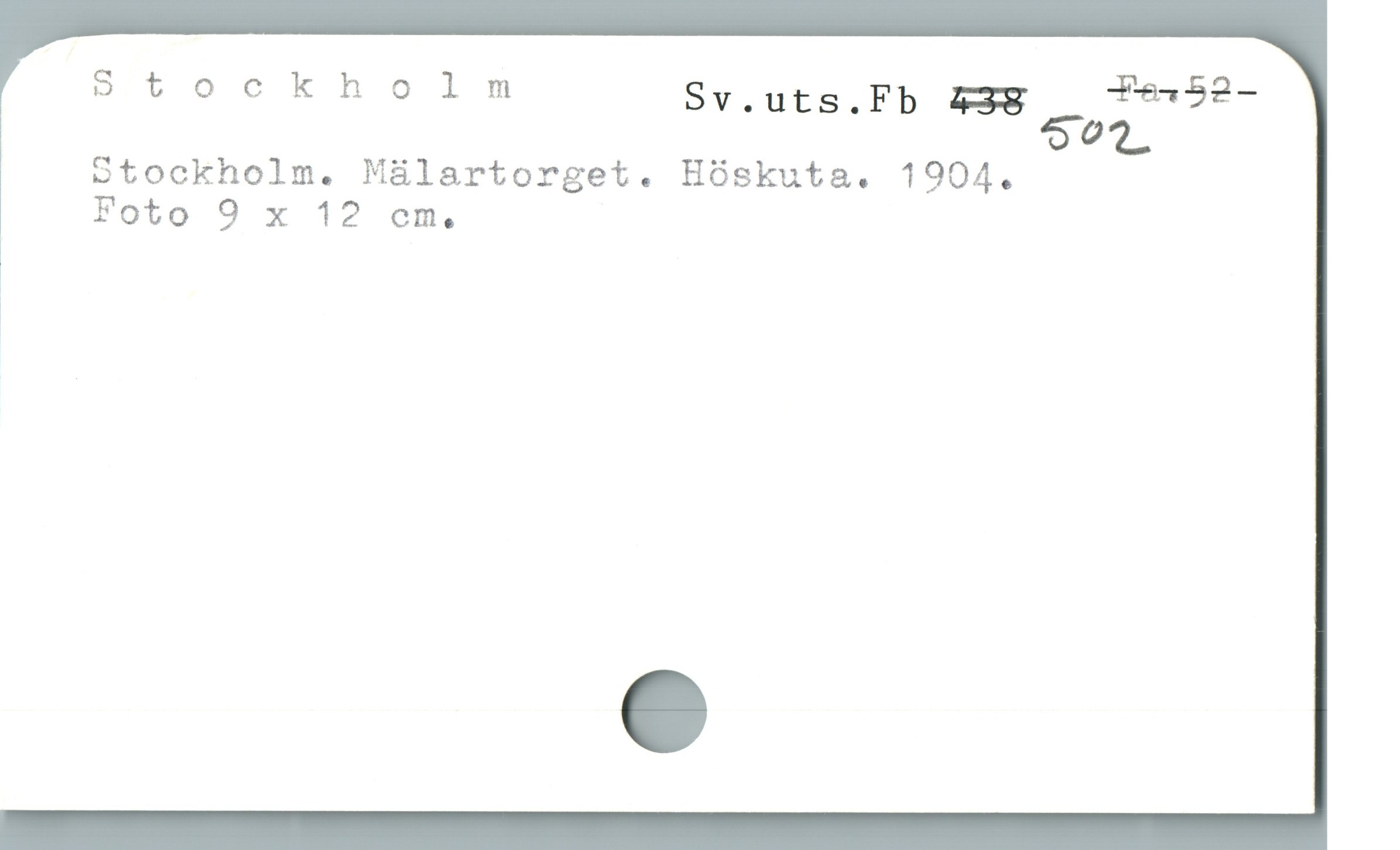  Stockholm Sv.uts.Fb &3g - fer5$2-
502.

otockholm. Mülartorget. Hóskuta. 1904.

Foto 9 x 12 em.
