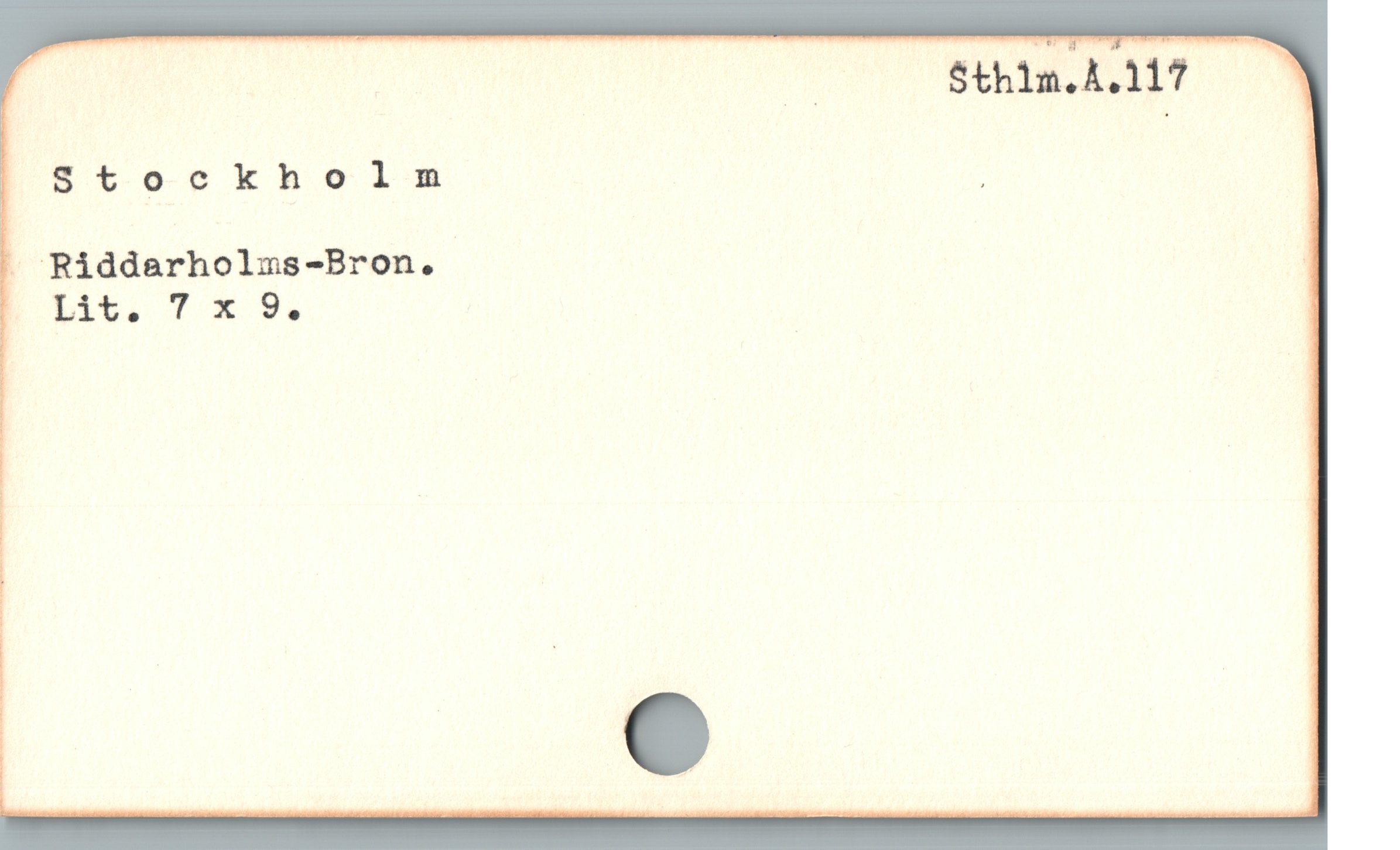  j . 7 $thin.A.107 — '
^ Stockholm ;
. Riddarholms-Bron.
I lit. &5 |

