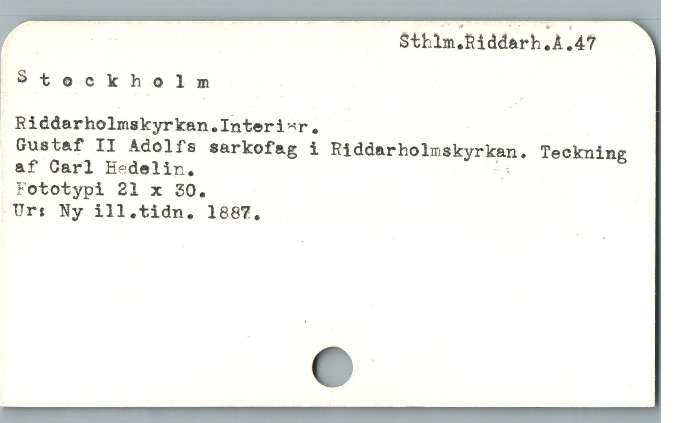  FI CPETUTI TET Sthim.Riddarh.A.47
Steock holm |
 Riddarholmskyrkan.Interi^r.
 Gustaf II Adolfs sarkofag i Riddarholmskyrkan. Teckning
&f Carl Hedelir,

, Foetotypi 21 x $0.

