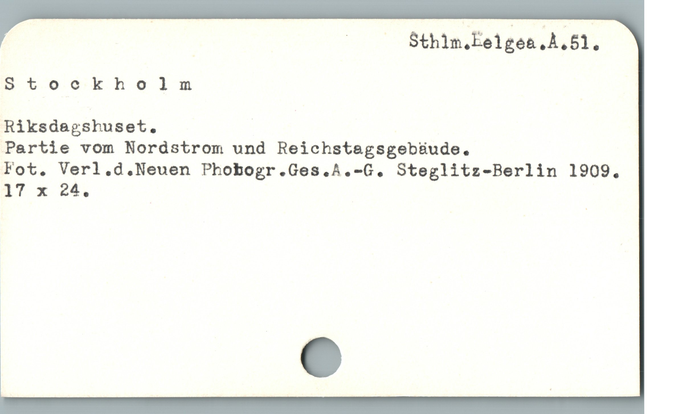 Stockholm

Riksdegshuset. |

Partie vom Nordstrom und Reichstegsgebüude.

Fot. Verl.d.Neuen Phobogr.Ges.A.-G. Steglitz-Berlin 1909.
17 x 24.
