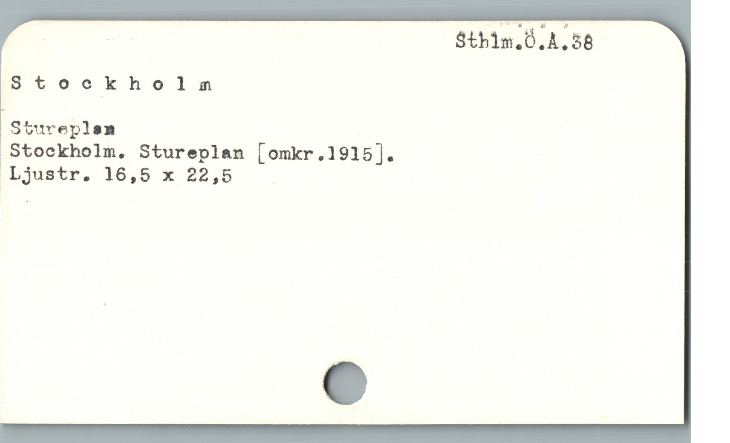  Stockholmnm

Stureplsn

Stockholm. Stureplan [omkr.1915].
Ljustr. 16,5 x 22,5
