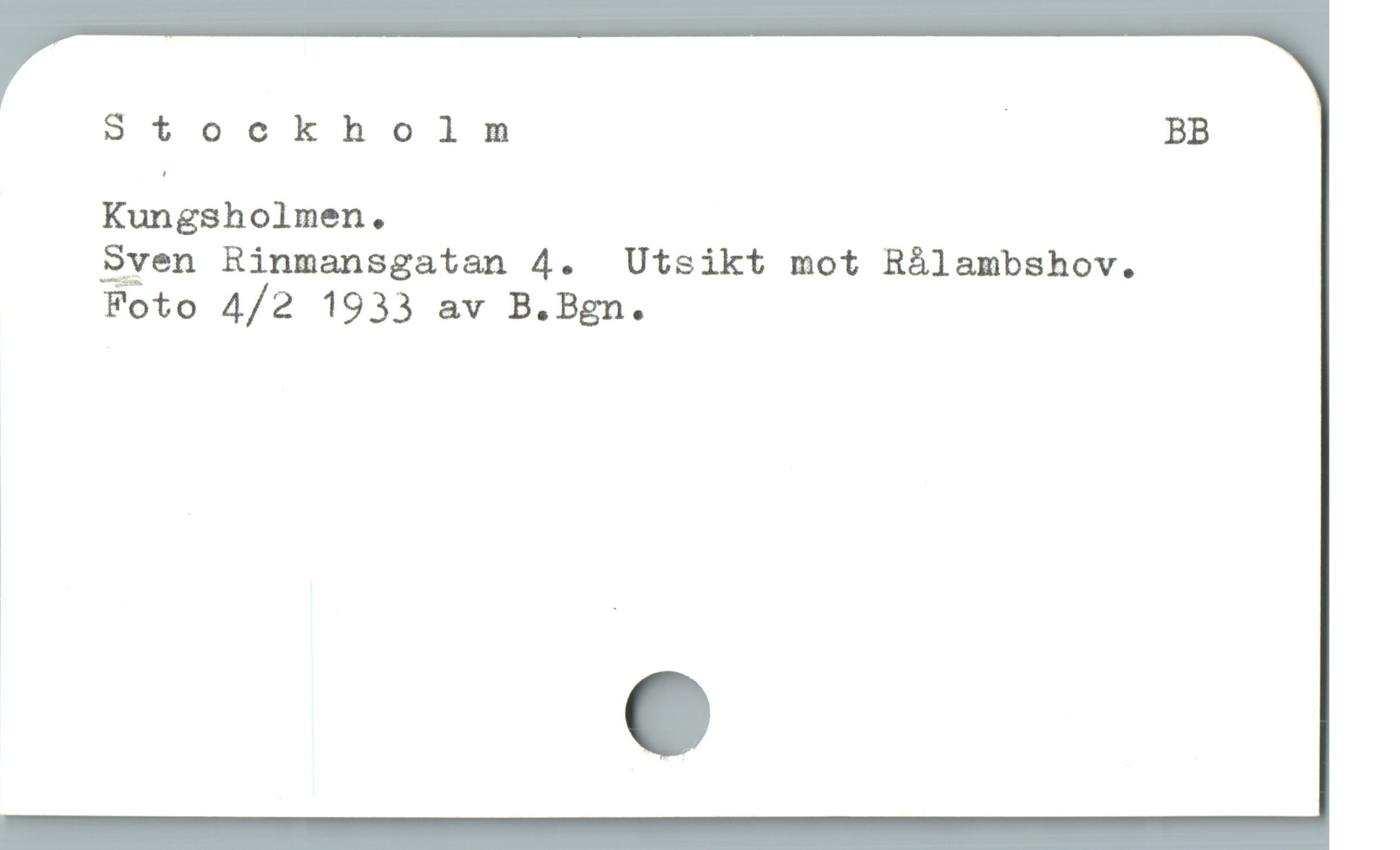  Stockholm | BB
Kungsholmen.
Sven Rinmansgatan 4. JUtsikt mot Rálambshov.
Foto 4/2 1933 av B.Bgn.

! | $
